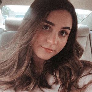 Meet your Posher, Lydia